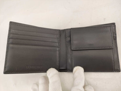 BURBERRY Folding Wallet
