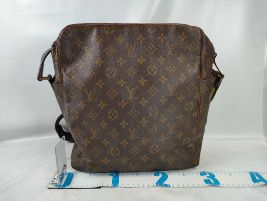 LOUIS VUITTON M40264 Monogram Old Danube Shoulder Bag