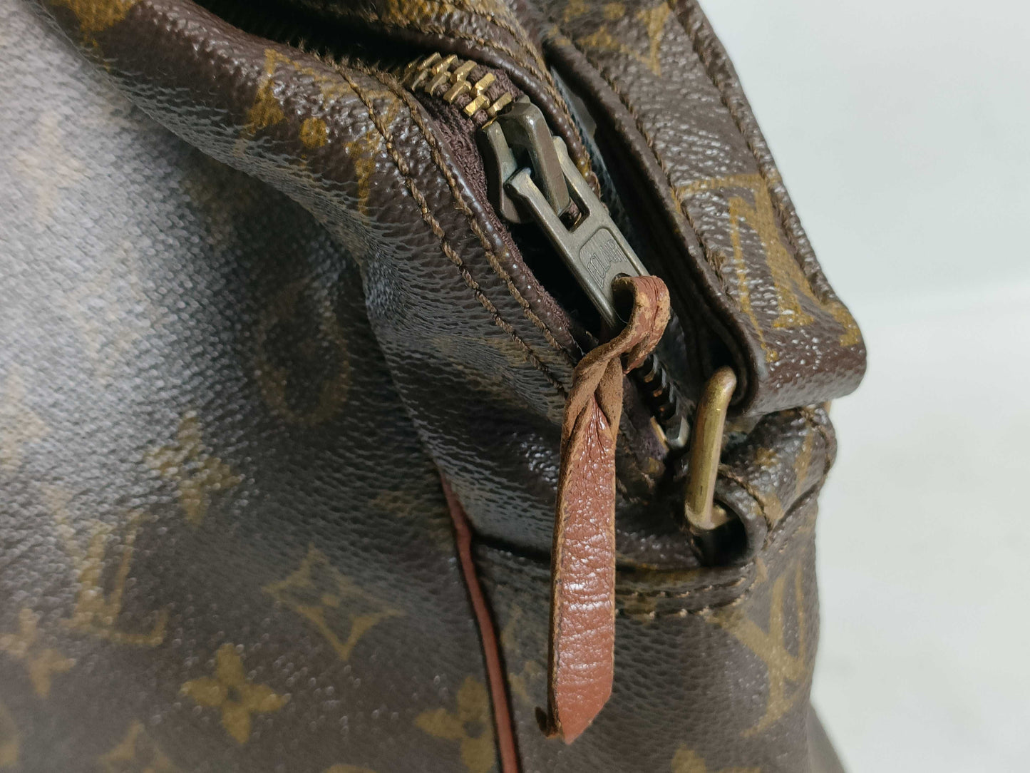 LOUIS VUITTON M40264 Monogram Old Danube Shoulder Bag