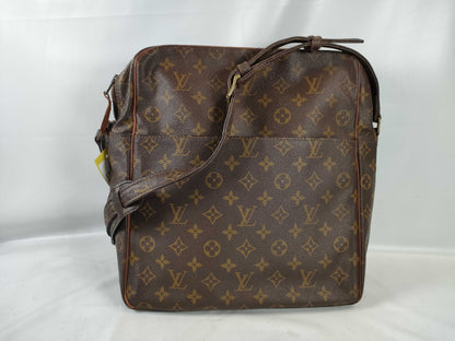 LOUIS VUITTON M40264 Monogram Old Danube Shoulder Bag