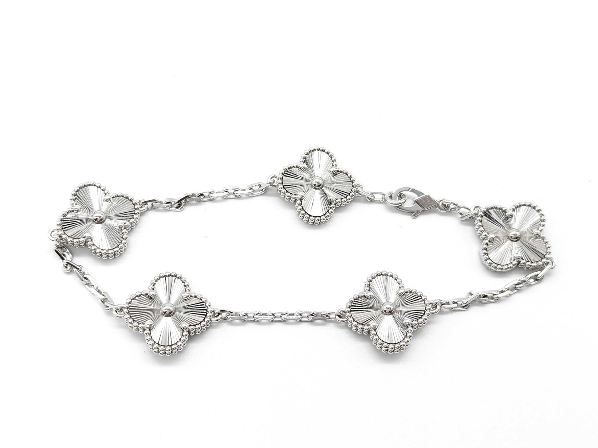 Van Cleef & Arpels Vintage Alhambra Guilloched 5-Piece Bracelet in Au750, 19.5g 