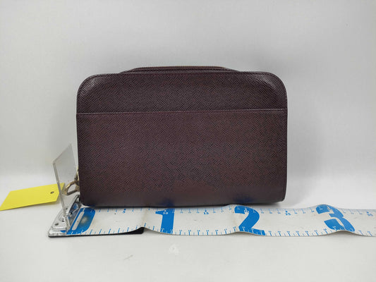 LOUIS VUITTON M30188 Taiga Baikal Second Bag