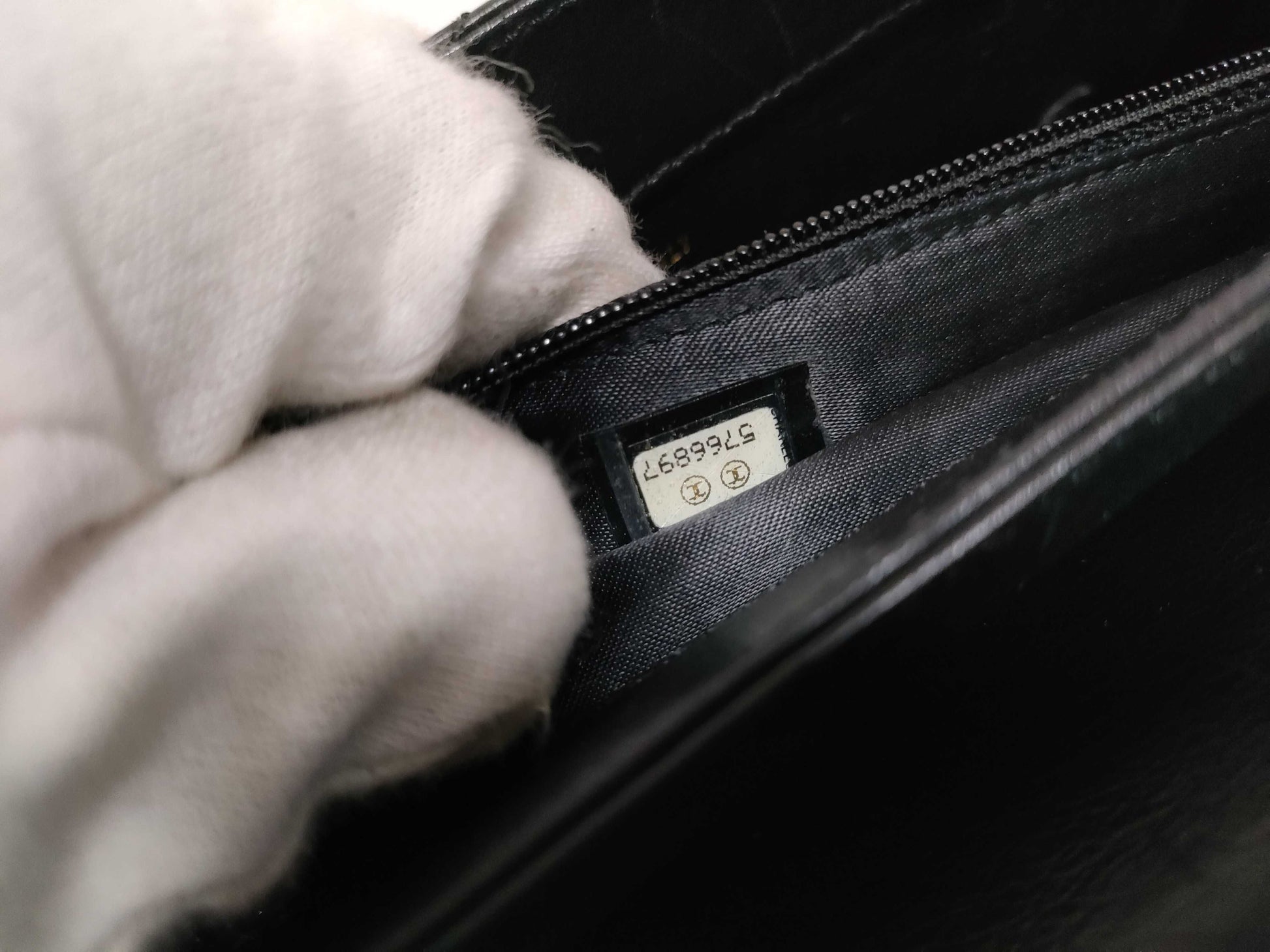 CHANEL Lambskin One-Shoulder Handbag