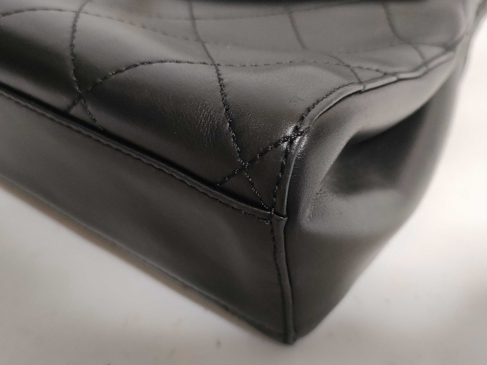 CHANEL Lambskin One-Shoulder Handbag