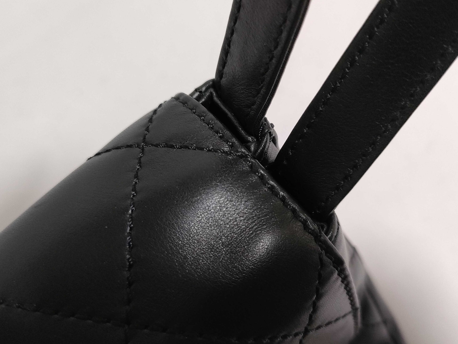 CHANEL Lambskin One-Shoulder Handbag