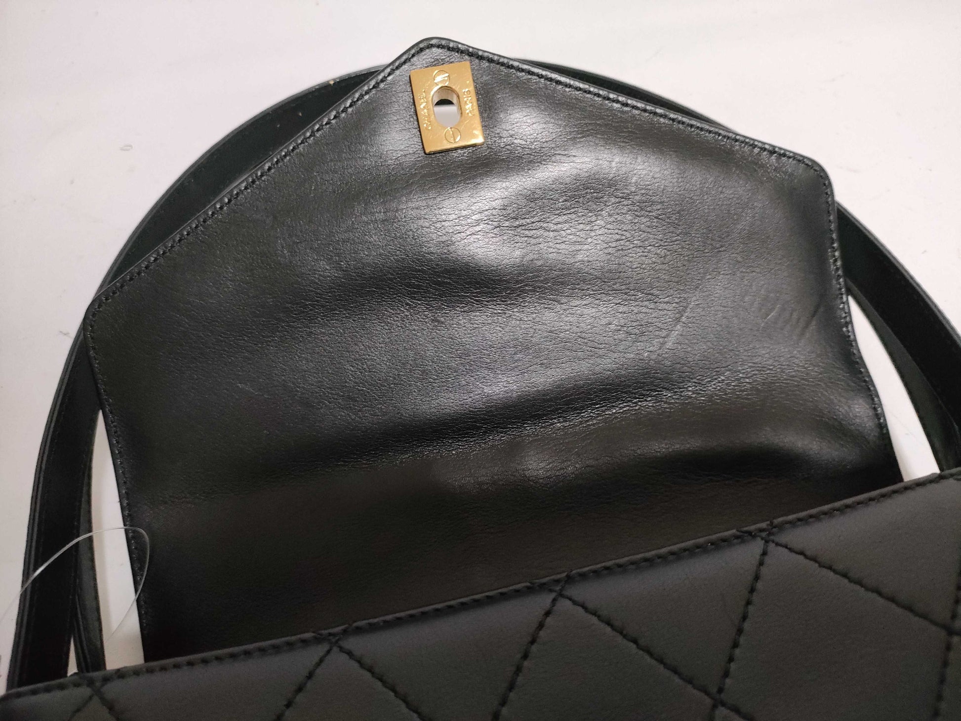 CHANEL Lambskin One-Shoulder Handbag