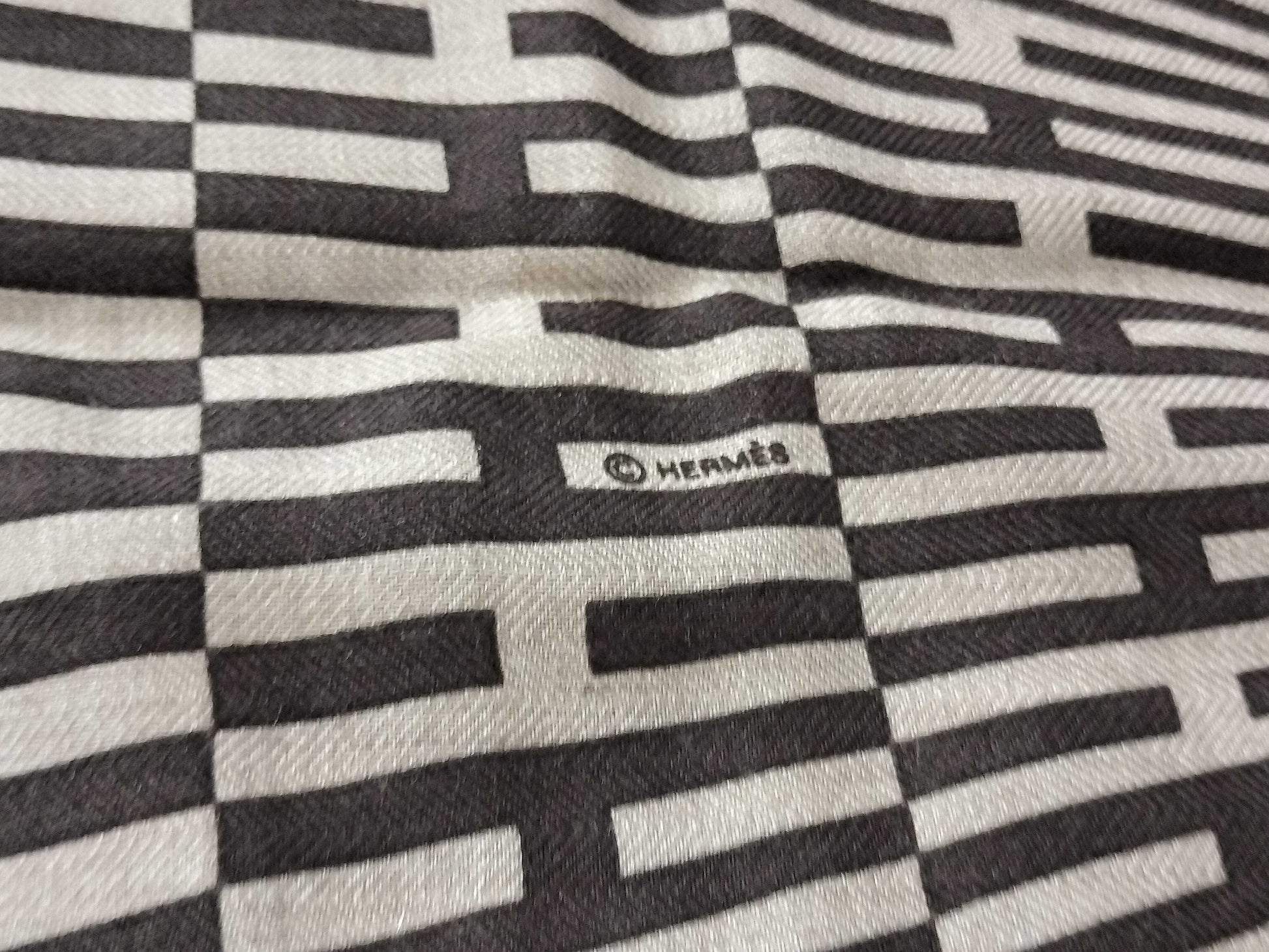 HERMES Cashmere Stole Scarf