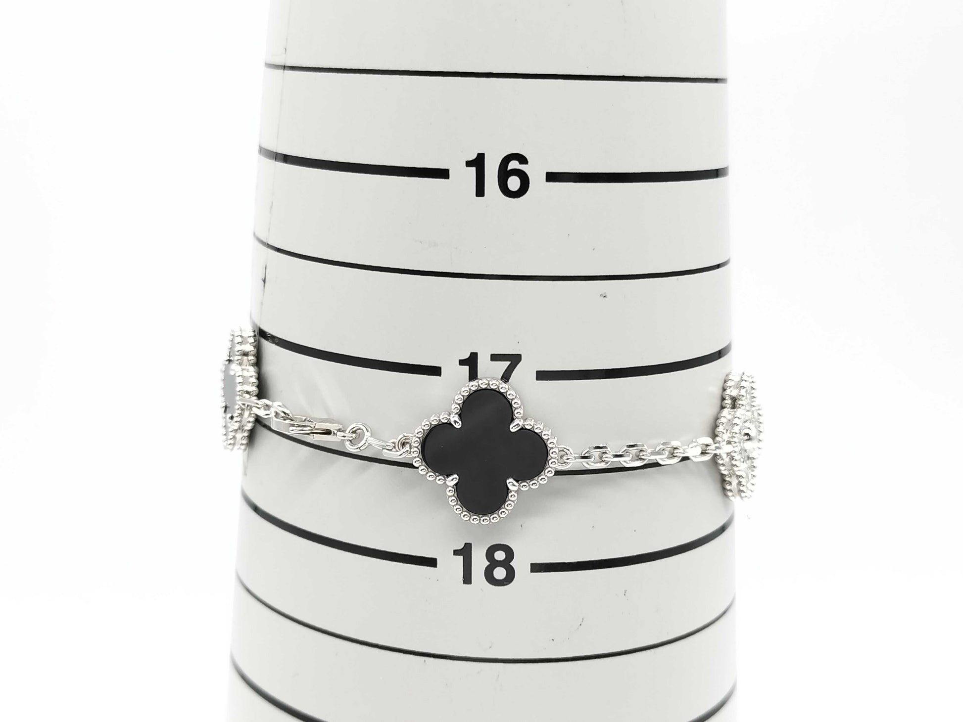 Van Cleef & Arpels Vintage Alhambra 5-Piece Onyx and Diamond Bracelet in Gold and White Gold , 12.8g