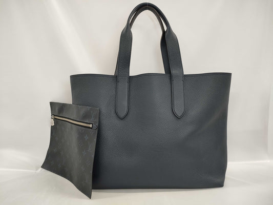 LOUIS VUITTON Cabas Voyage RFID tagged tote bag