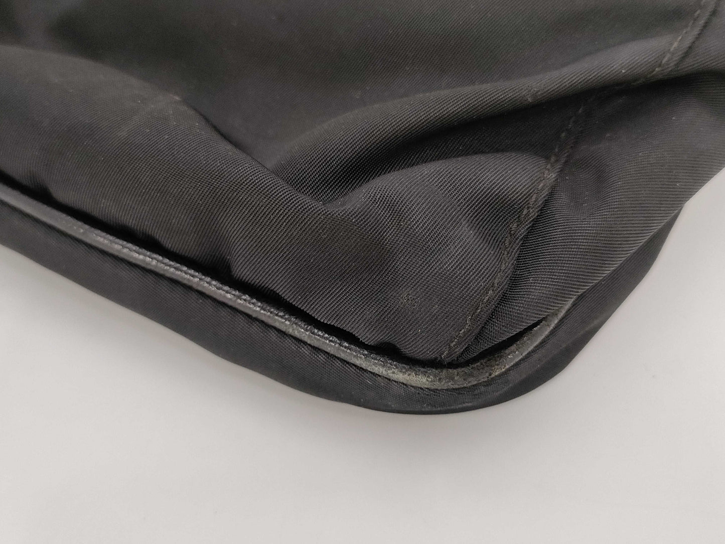 HERMES Nylon 31 Ostrich x Rouge □G G Hardware Shoulder Bag