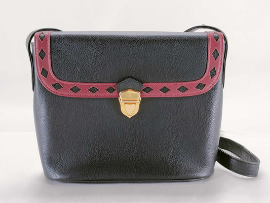 Yves Saint Laurent Diamond Cut Shoulder Bag Shoulder Bag