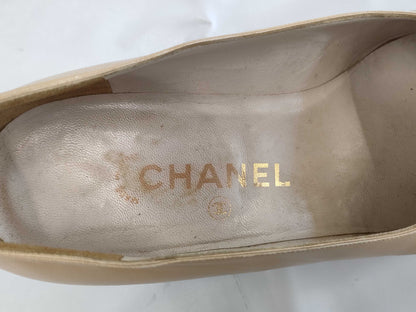 CHANEL size 36.5 pumps