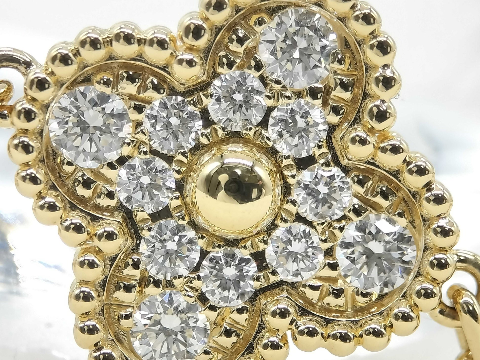 Van Cleef & Arpels Vintage Alhambra 5-Piece Diamond Bracelet in Yellow Gold and Au750, 14.1g 