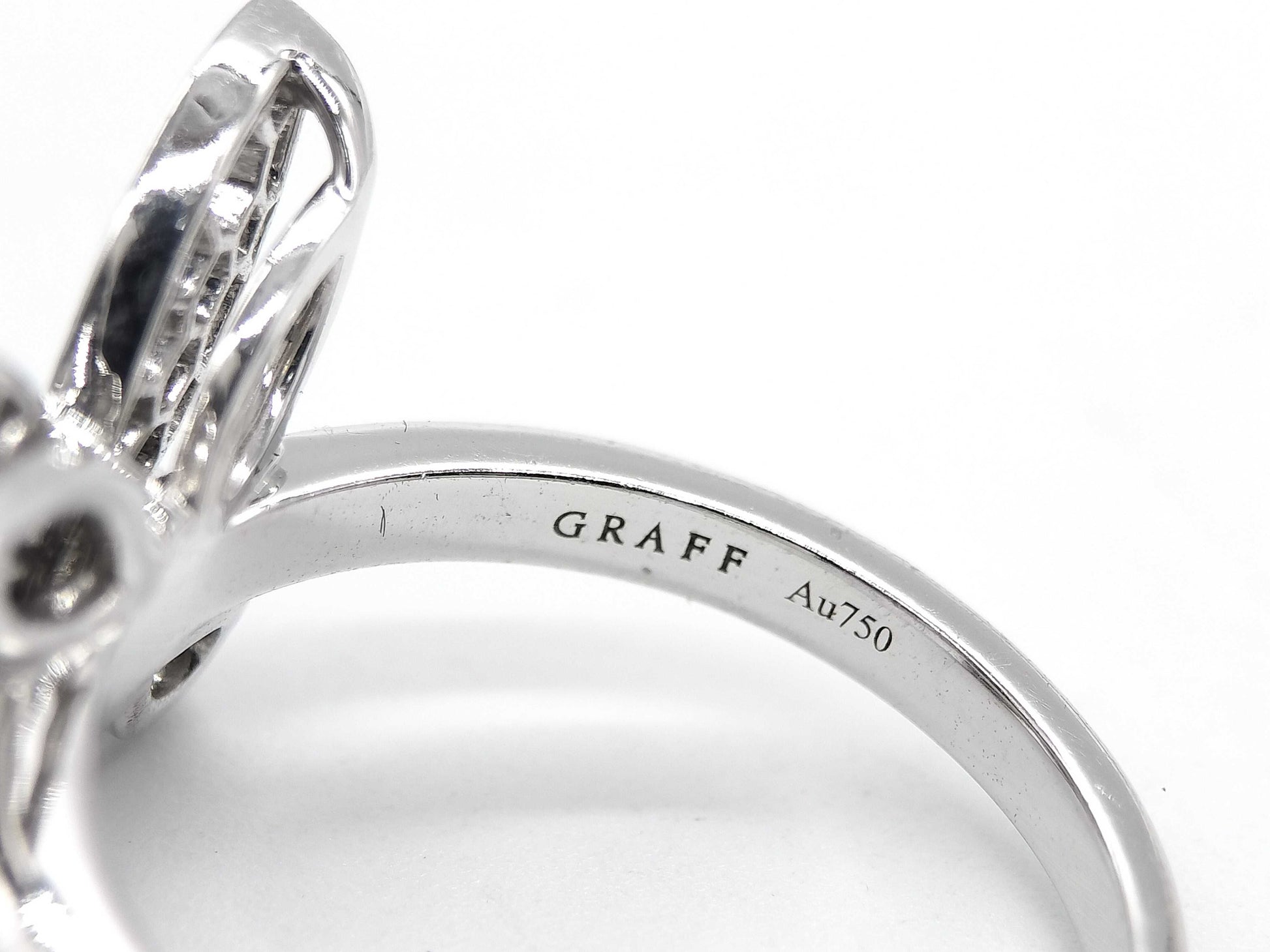 GRAFF Butterfly Pavé Diamond WG Au750 4.6g Ring 