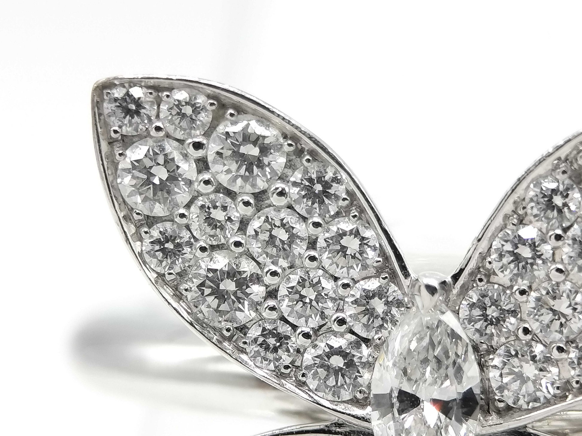GRAFF Butterfly Pavé Diamond WG Au750 4.6g Ring 