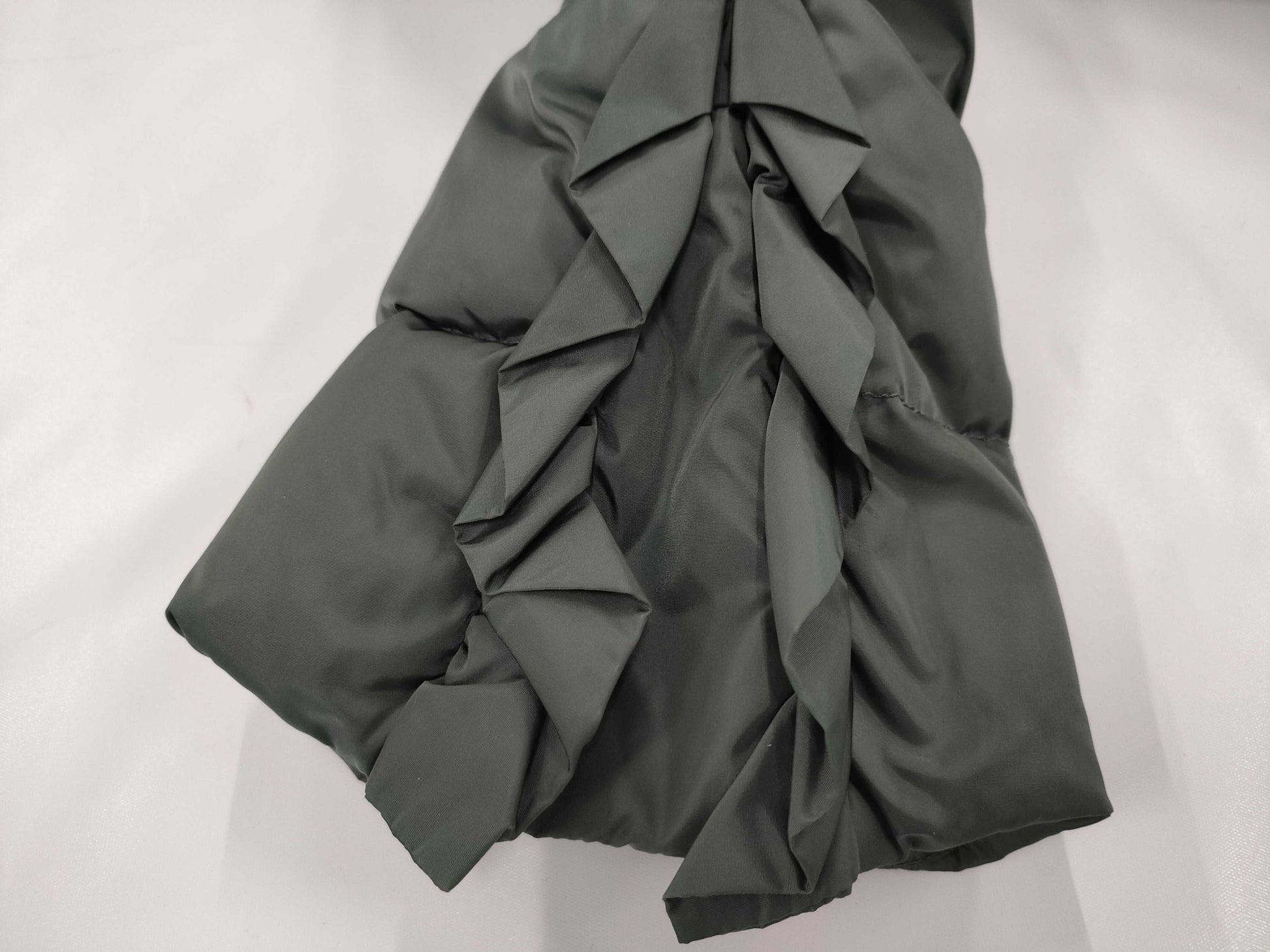MONCLER HANDEL GIUBBOTTO Down Jacket