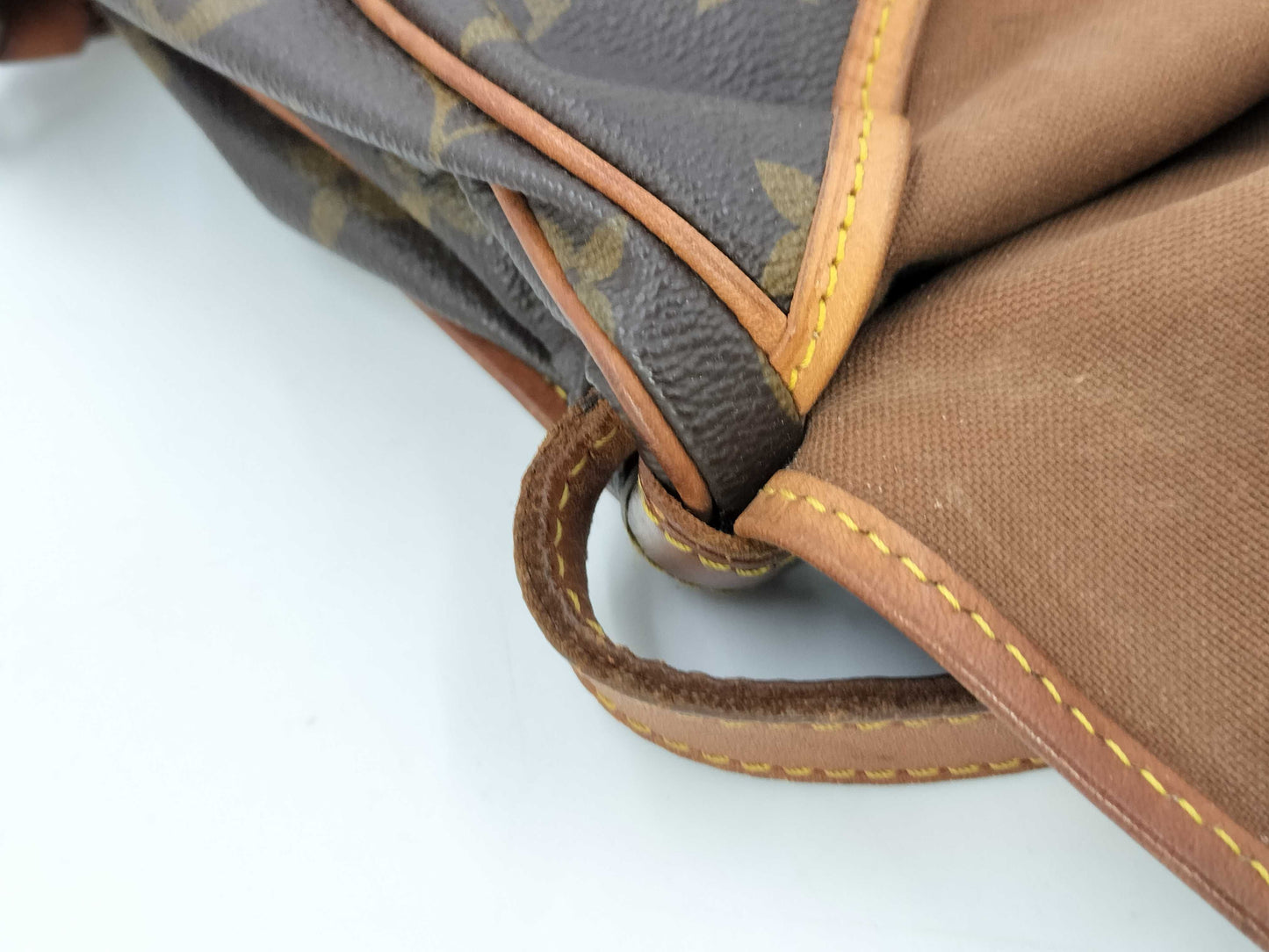 LOUIS VUITTON Monogram M40710 Saumur MM Shoulder Bag