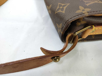 GUCCI LOUIS VUITTON M51253 Monogram Mini Cartouchiere Shoulder Bag