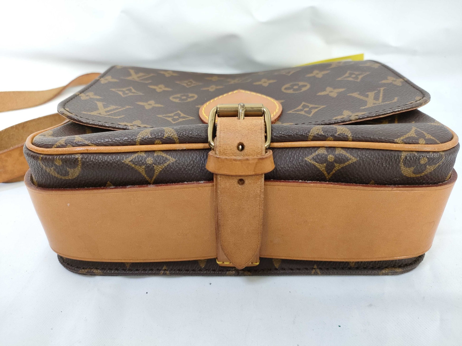 GUCCI LOUIS VUITTON M51253 Monogram Mini Cartouchiere Shoulder Bag