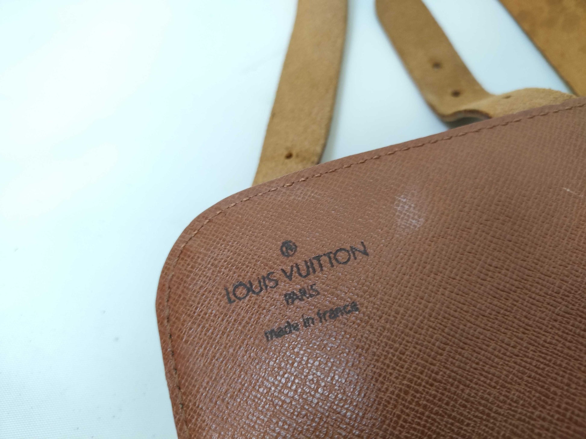 GUCCI LOUIS VUITTON M51253 Monogram Mini Cartouchiere Shoulder Bag
