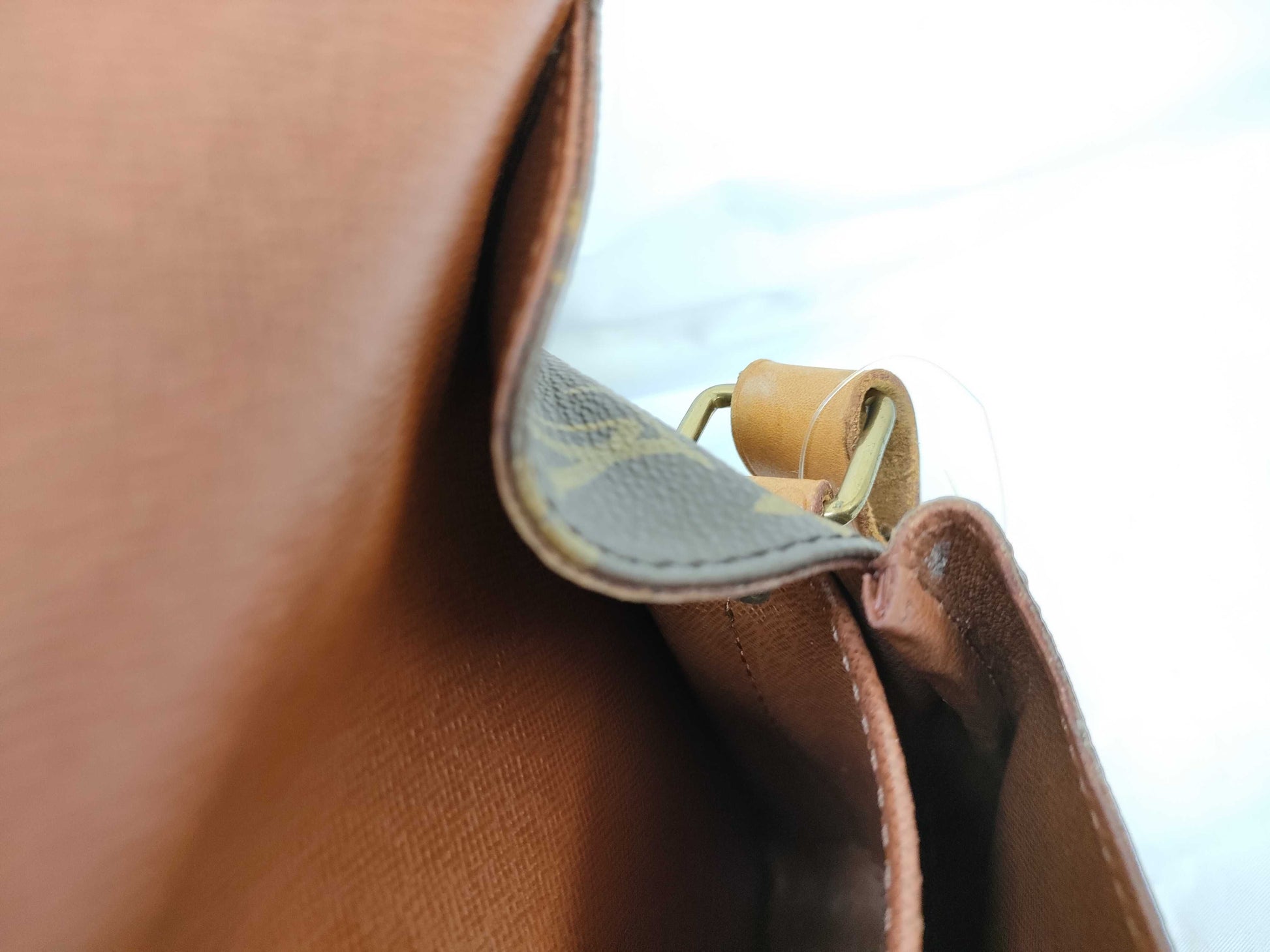 GUCCI LOUIS VUITTON M51253 Monogram Mini Cartouchiere Shoulder Bag