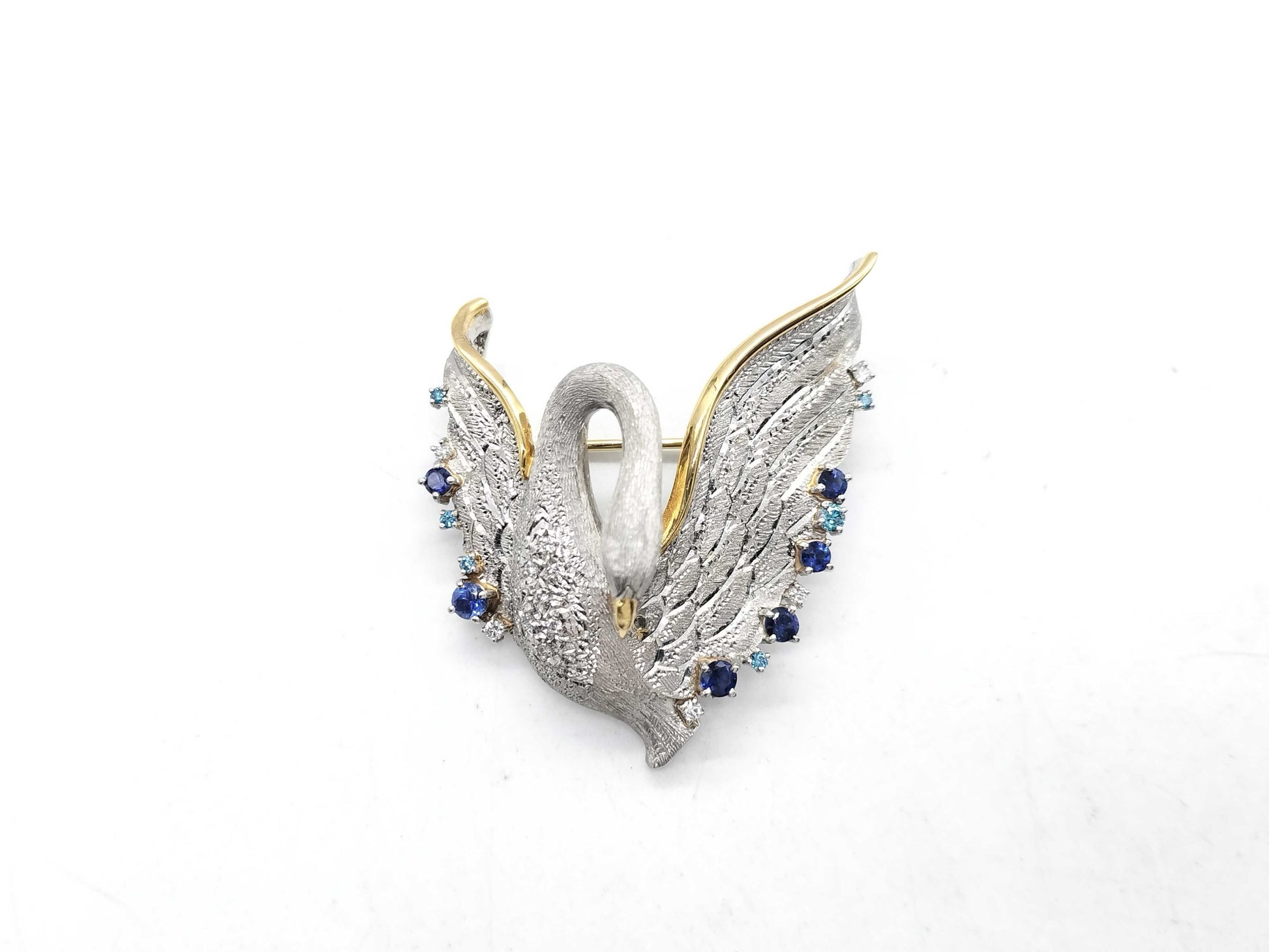 Nobuko Ishikawa, S1.64ct, D0.82ct, PT900/K18, 22.7g, Brooch 