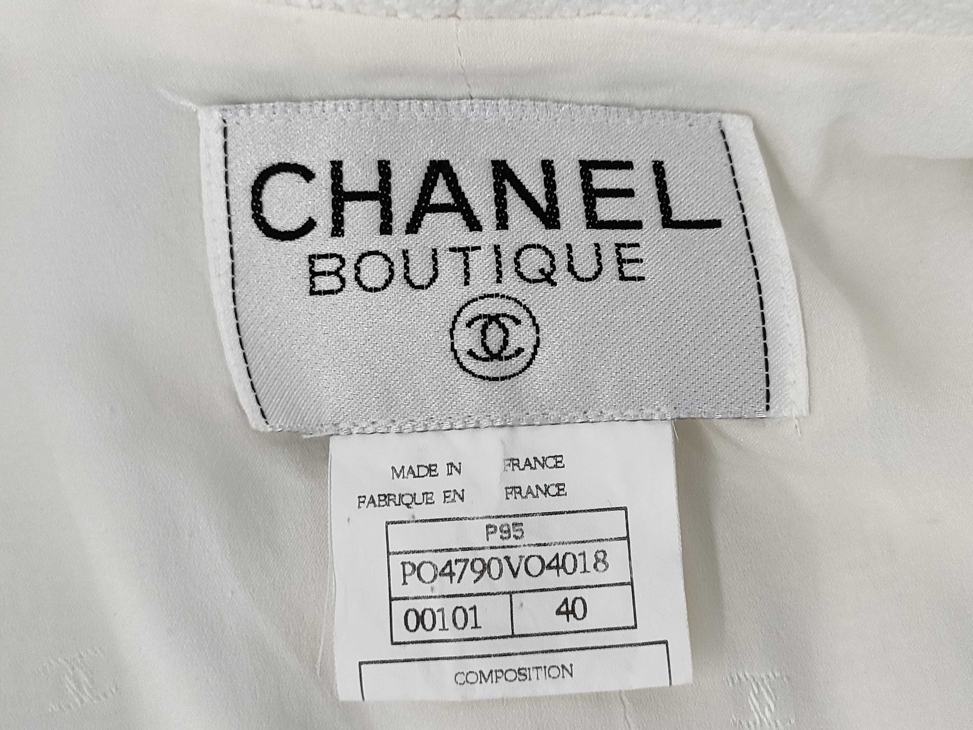 CHANEL White x Black Coco Button P95 Size 40 Jacket