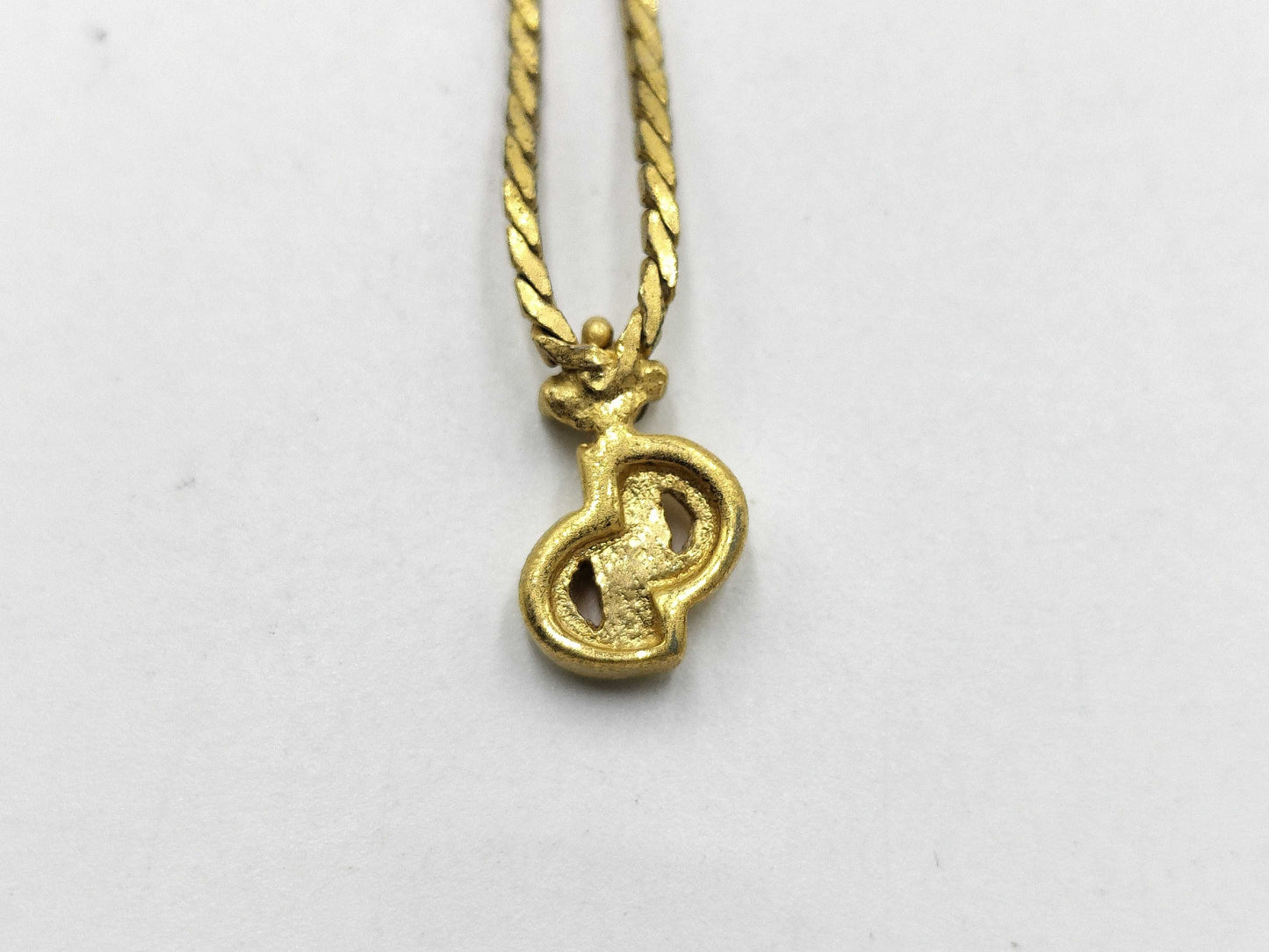 Dior logo necklace necklace