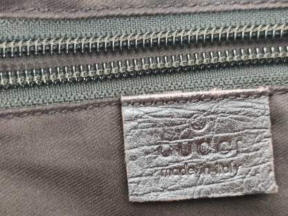 GUCCI GG Supreme Shoulder Bag