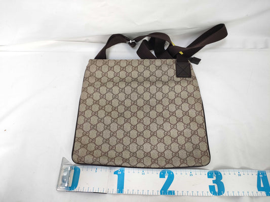 GUCCI GG Supreme Shoulder Bag