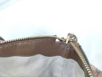 GUCCI GG Supreme handbag without shoulder strap