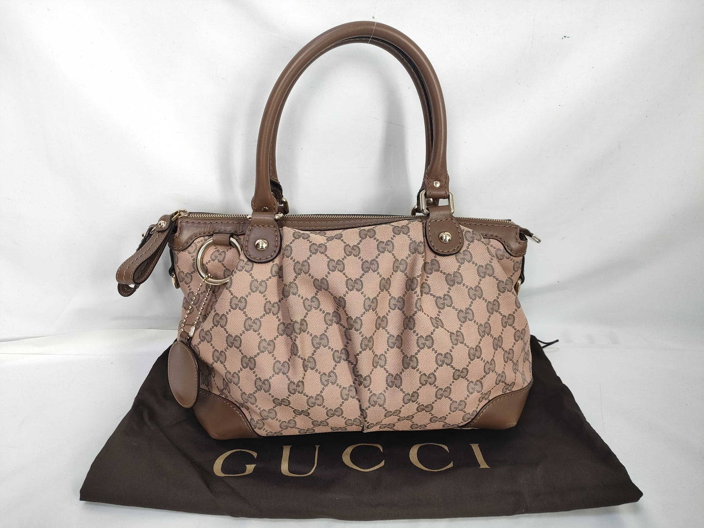 GUCCI GG Supreme handbag without shoulder strap
