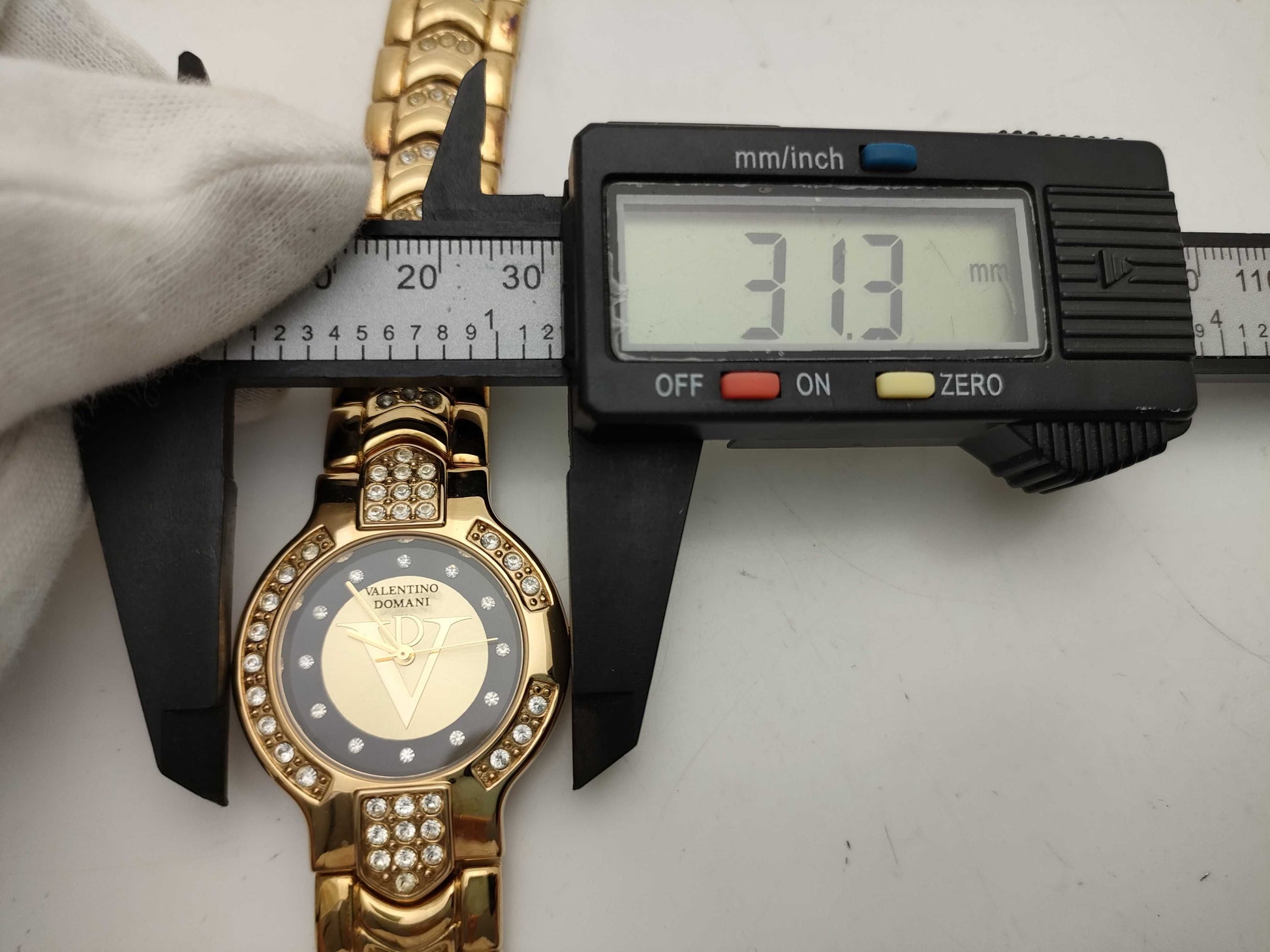 Valentino Domani VD-1020 Women's Watch