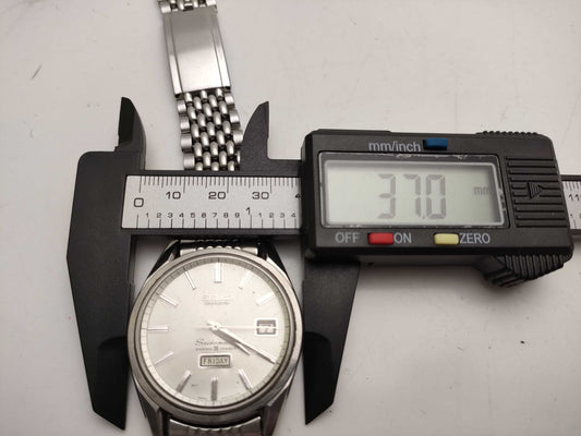 SEIKO SEIKO 6218-8971TAD Men's Watch with Broken Strap
