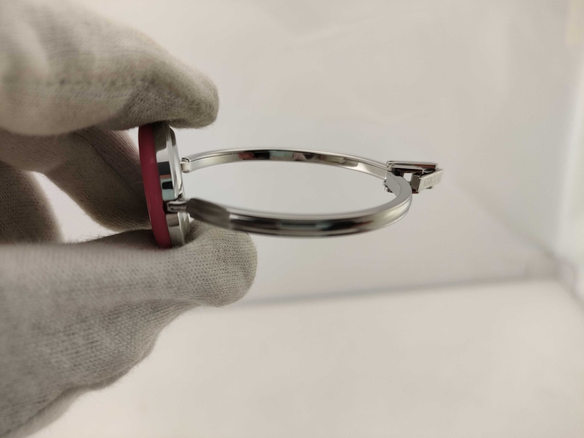 GUCCI Bezel Change 11/12.2L Women's Watch