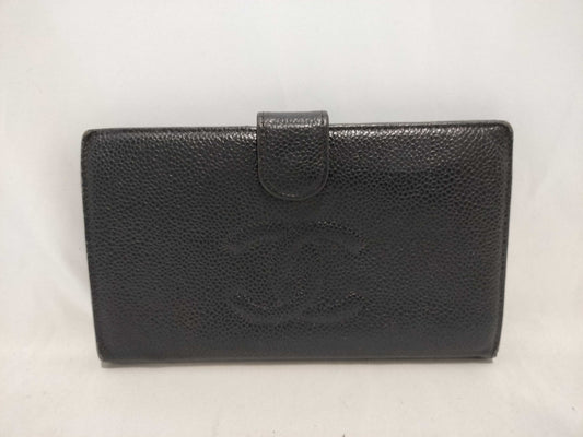 CHANEL Caviar Leather Long Wallet with Clasp Closure and Gold Hardware, Black