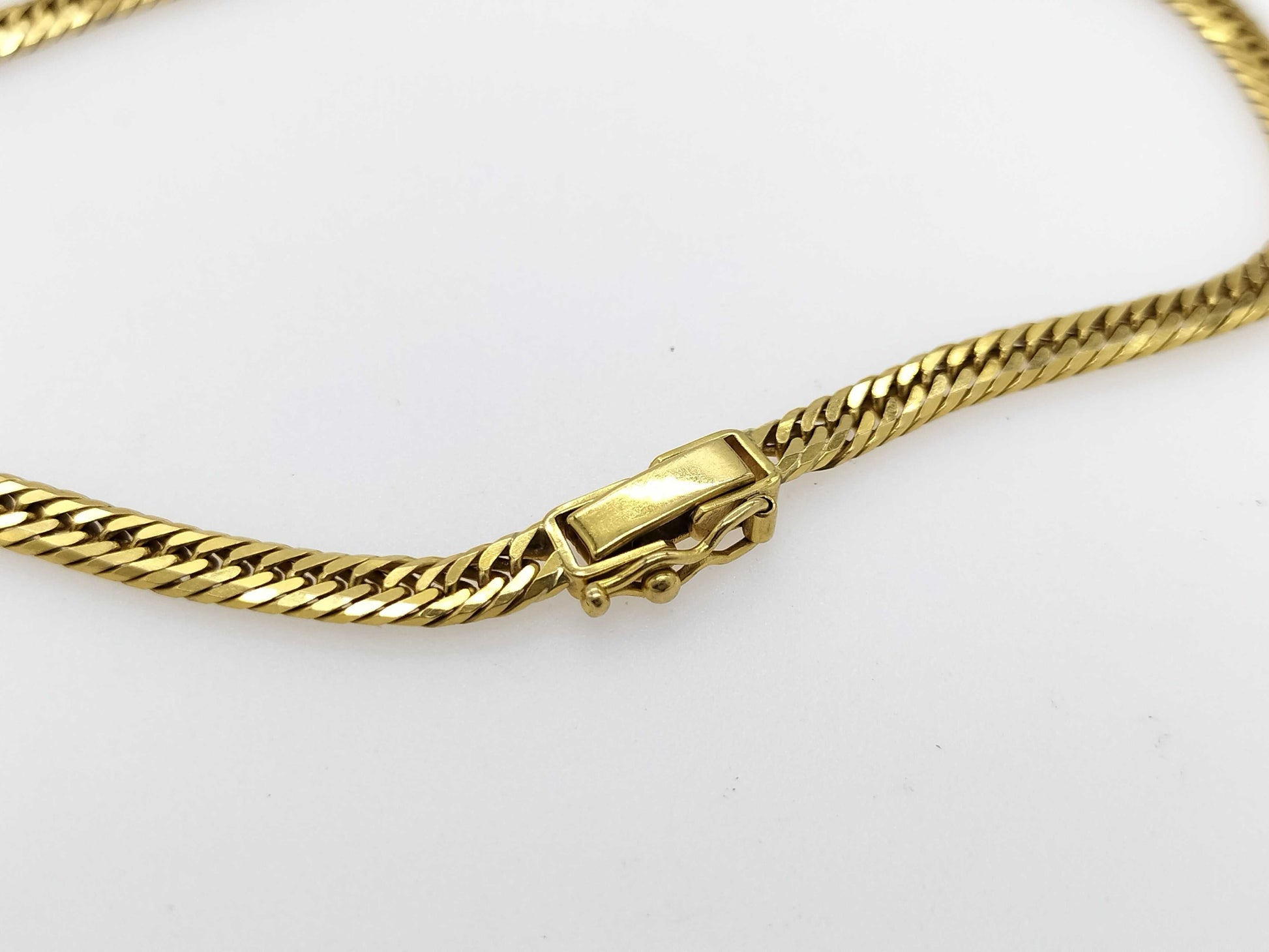 8-sided double 18K gold 10.4g bracelet/bangle 