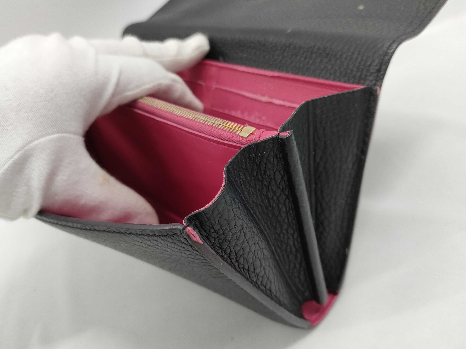 LOUIS VUITTON M61248 Portefeuille Capucines Wallet