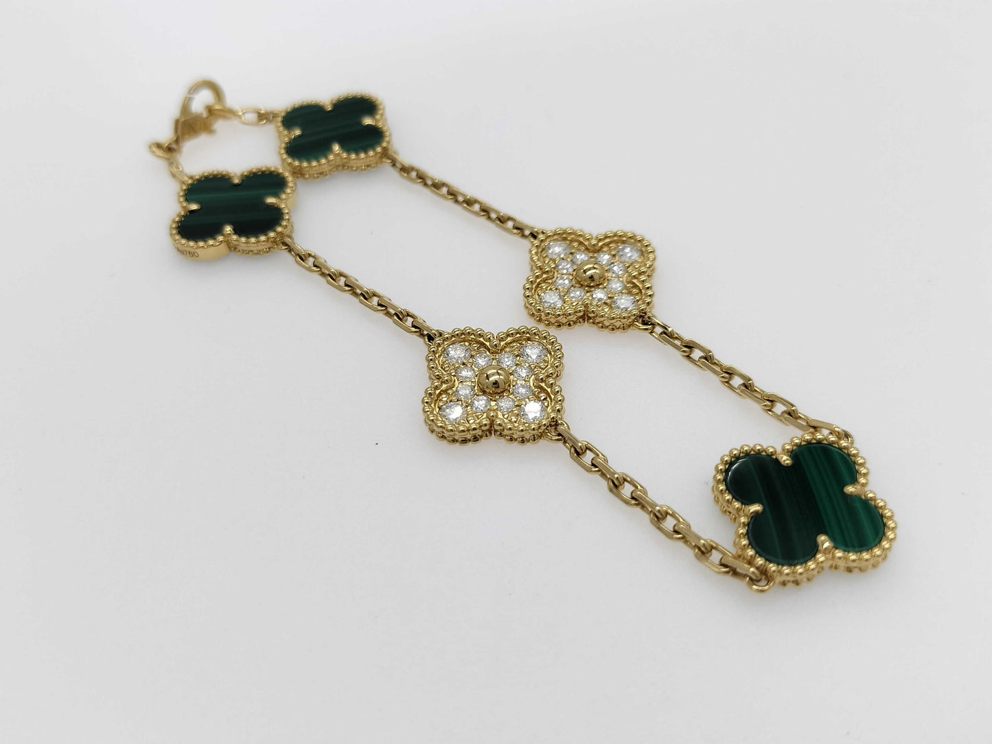 Van Cleef & Arpels Vintage Alhambra Malachite and Diamond Bracelet in Yellow Gold and Au750, 12.9g 