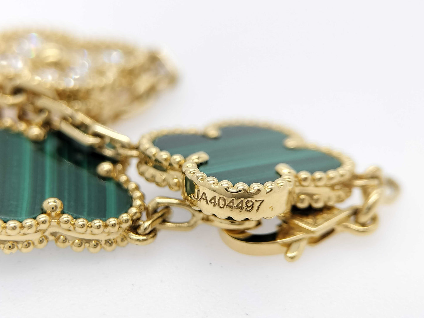 Van Cleef & Arpels Vintage Alhambra Malachite and Diamond Bracelet in Yellow Gold and Au750, 12.9g 