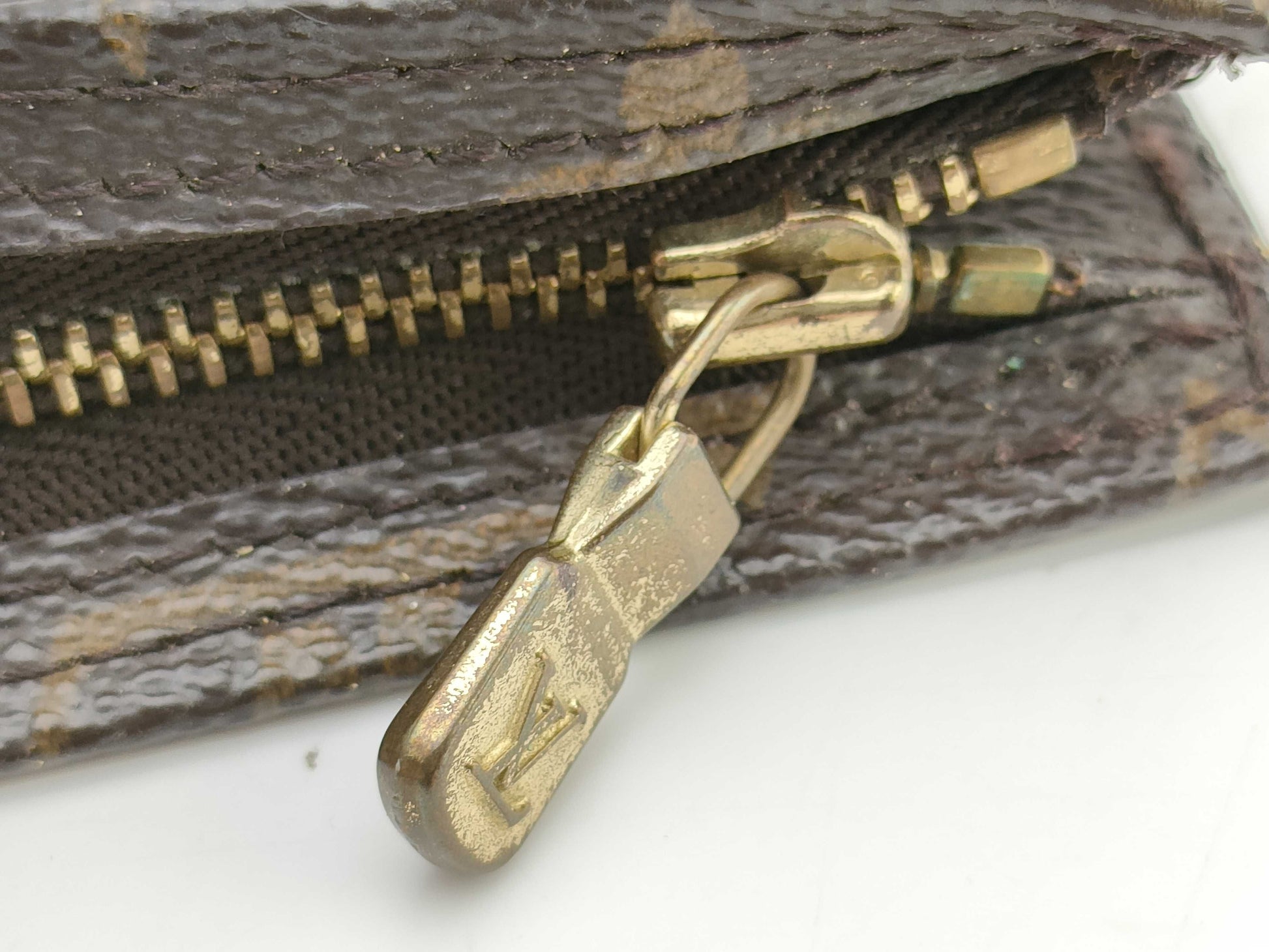 LOUIS VUITTON Monogram Bucket Pouch Only Pouch