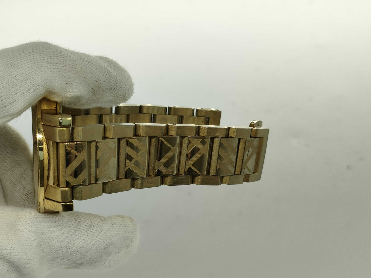 BURBERRY BU9038 Unisex Quartz Watch, Unmoving, Boys' Watch
