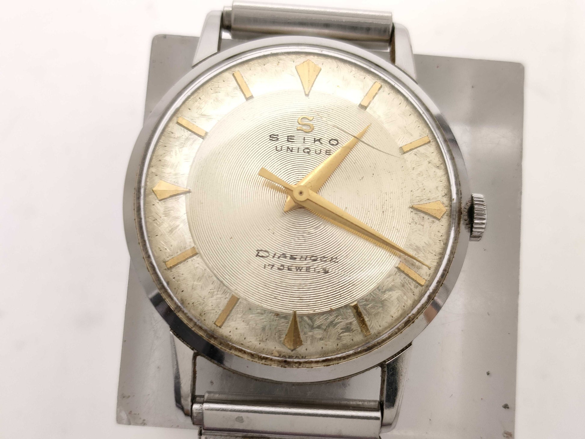 SEIKO Unique J14004A Boys' Watch