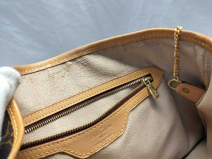 LOUIS VUITTON Monogram Bucket GM Shoulder Bag