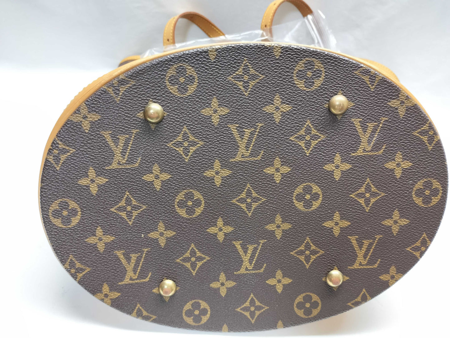 LOUIS VUITTON Monogram Bucket GM Shoulder Bag