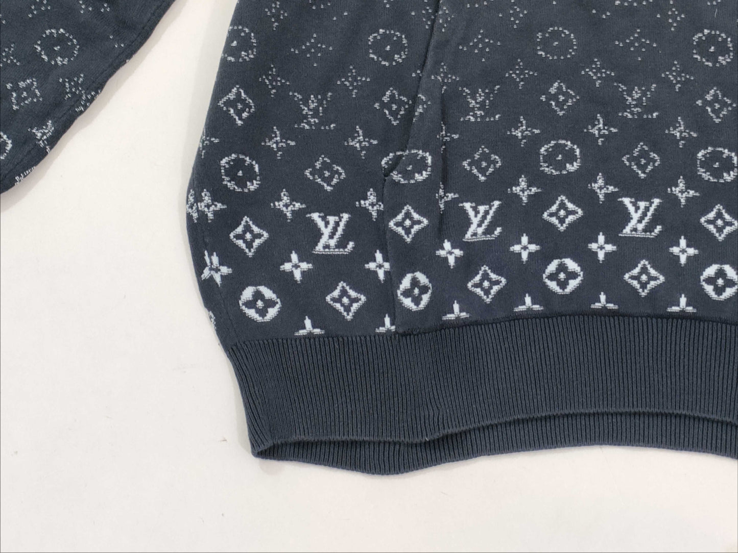 LOUIS VUITTON Monogram Hoodie L Tops