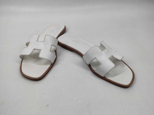 HERMES Chypre White Sandals