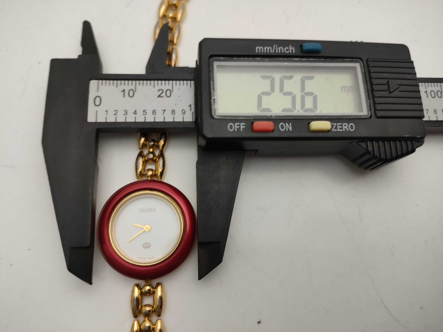 GUCCI 11/12 Change Bezel Women's Watch
