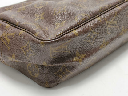 LOUIS VUITTON Monogram True Toilet 28 Pouch
