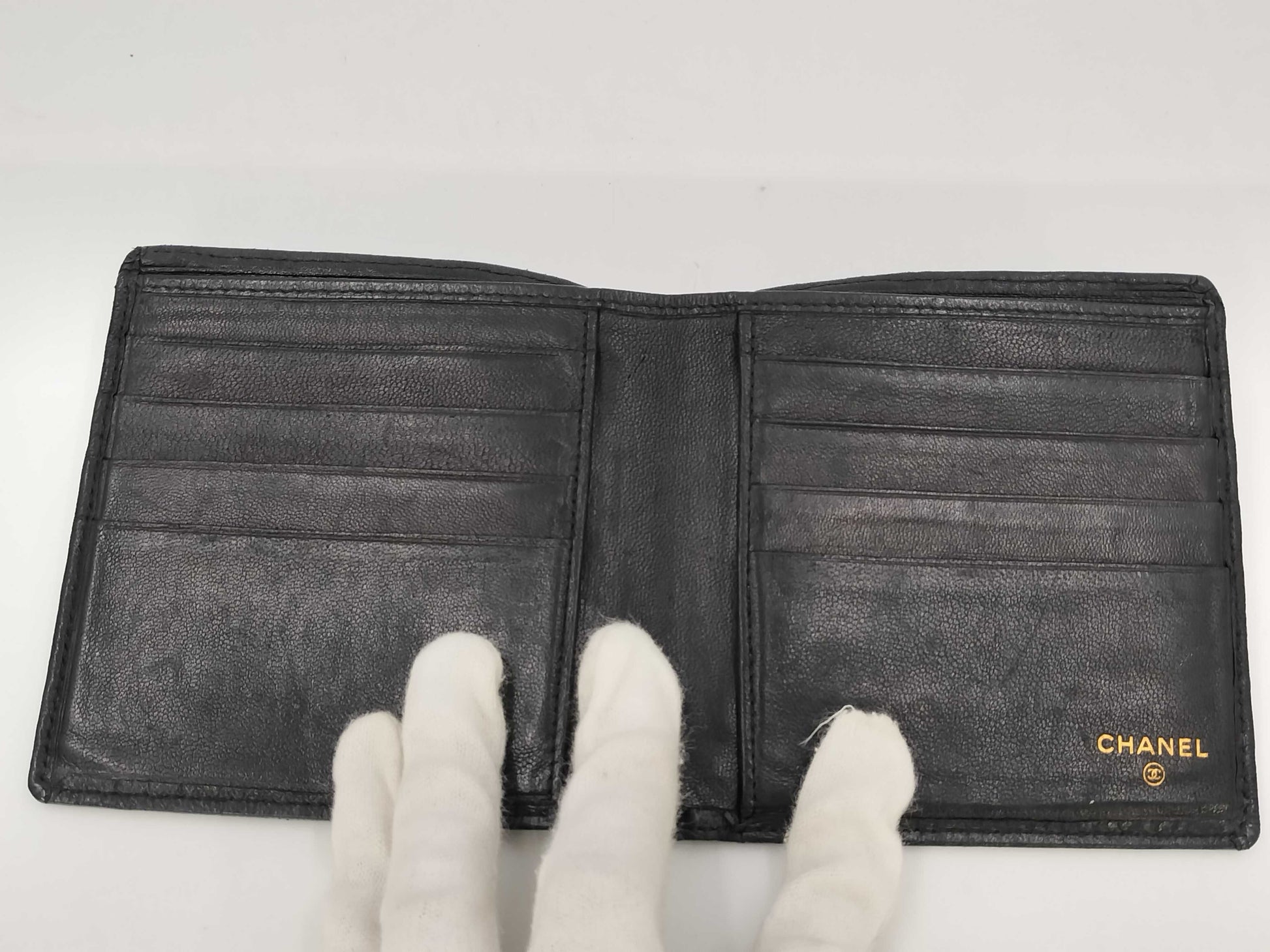 CHANEL Lamb/Mato/Bifold Wallet